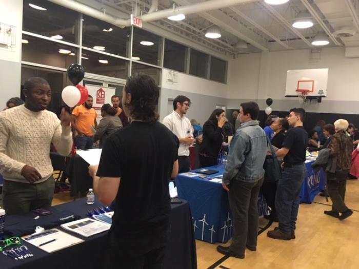 A Successful Fair for Job Seekers and Volunteers